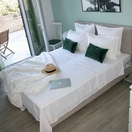 Marinesa Appartement *