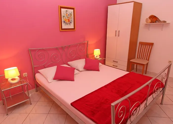 Apartment Marinesa *