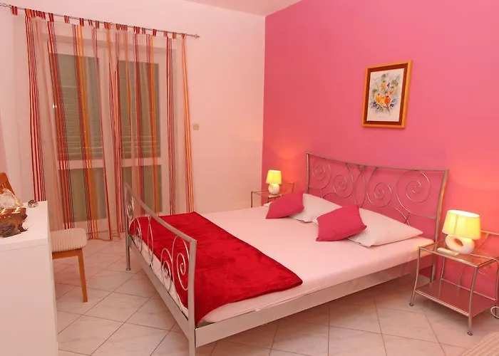 Apartment Marinesa *