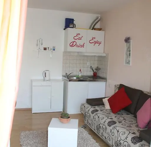 Apartment Marinesa *